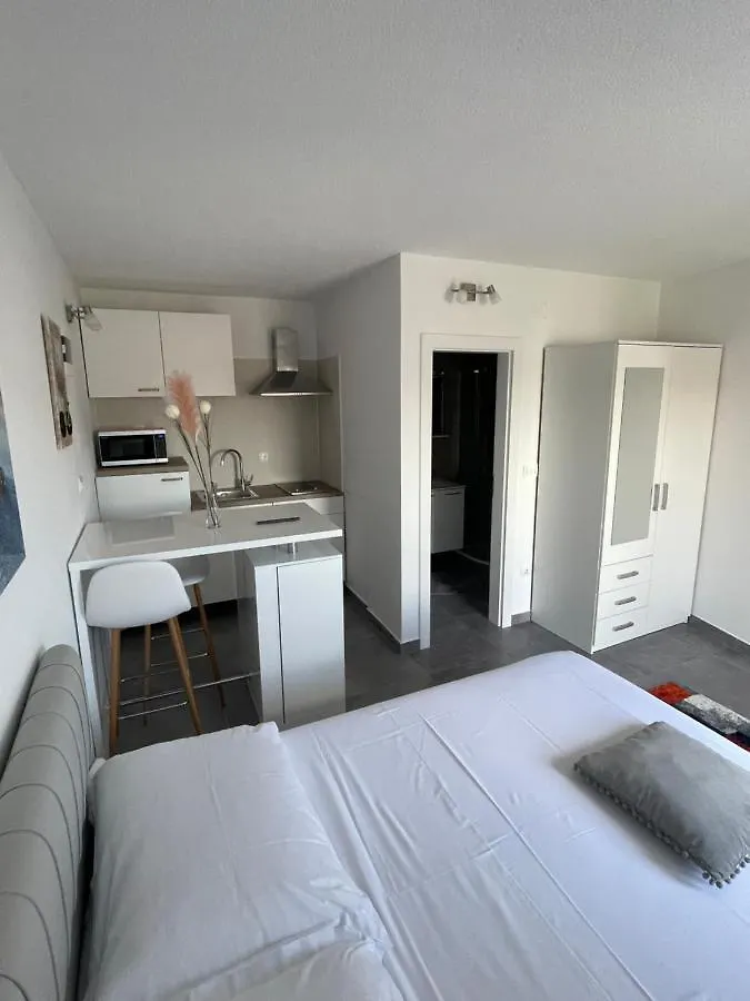 Apartment Villa Milena Sweet Apartment-With A Pool Trogir
