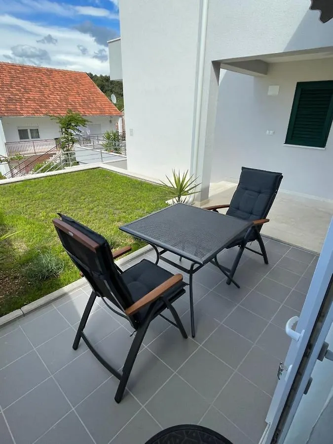 Apartment Villa Milena Sweet Apartment-With A Pool Trogir Croatia